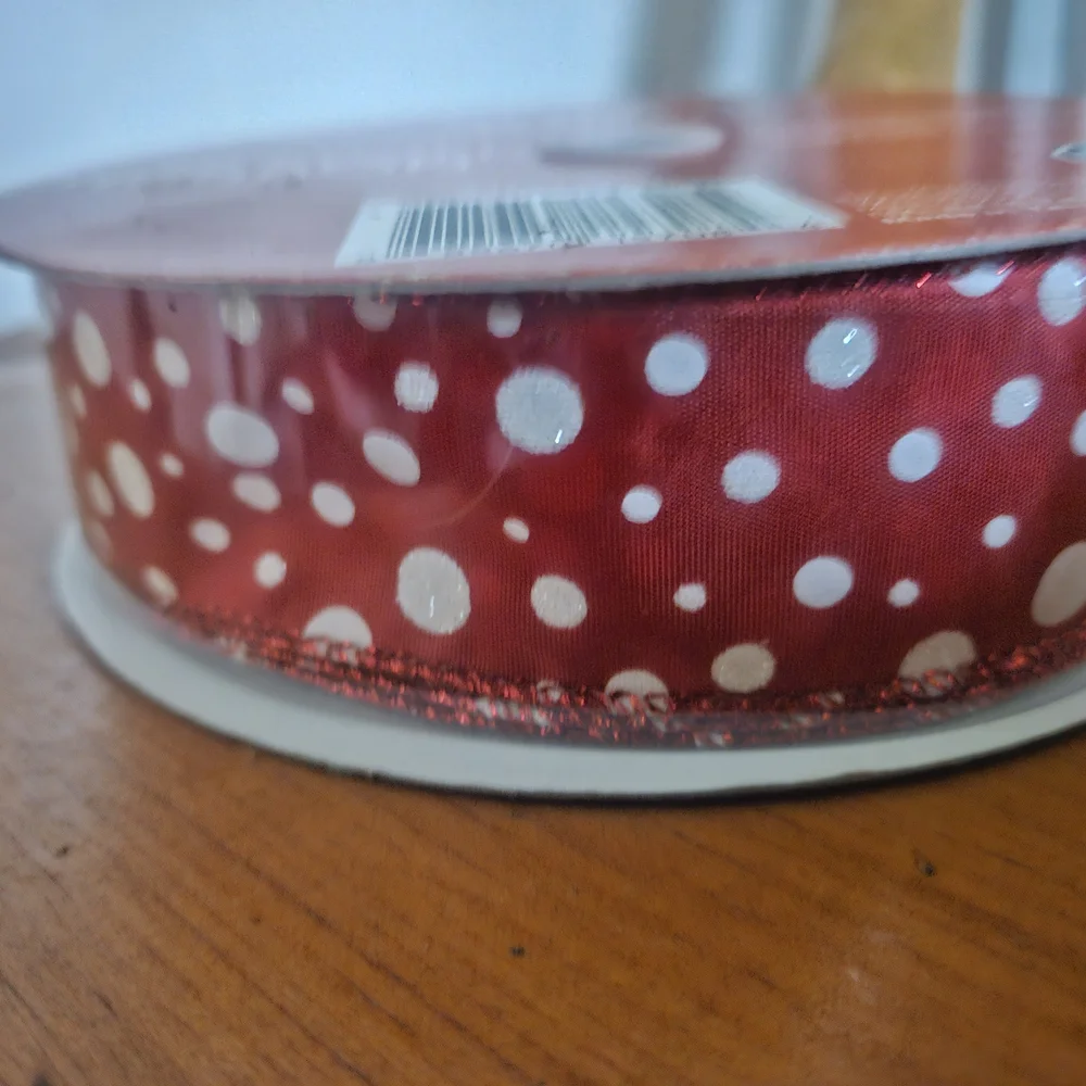 Red Wire Edged Ribbon - Picture 3 of 5